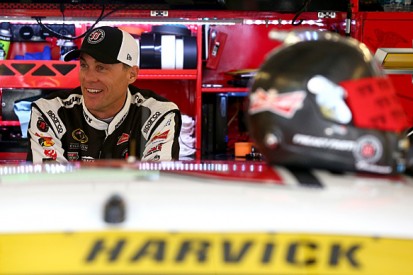 Chicagoland NASCAR: Rain gives Stewart-Haas' Kevin Harvick pole