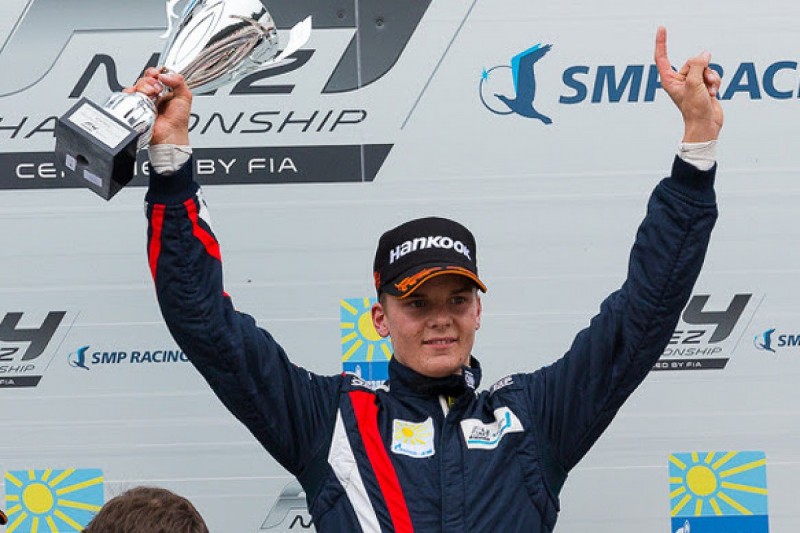 SMP F4 champion Niko Kari nearing European F3 graduation for 2016