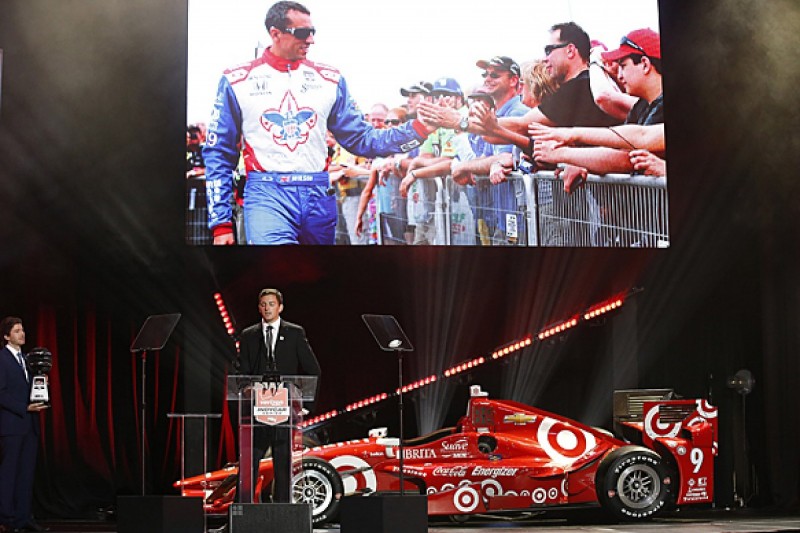Justin Wilson wins IndyCar fan award for 2015