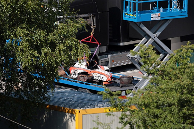 Spa GP2 crash: Daniel de Jong fractures vertebrae and has surgery
