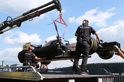 Belgian GP: Mercedes' Nico Rosberg tops practice before tyre blows
