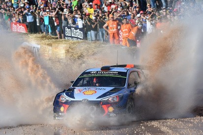 WRC Rally Italy: Thierry Neuville puts Hyundai in early lead