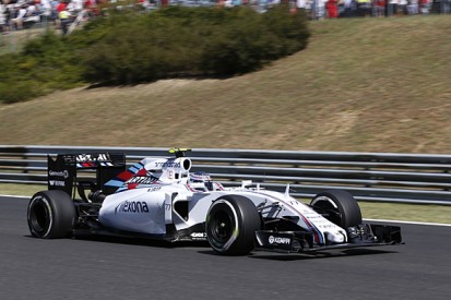 Williams F1's Pat Symonds says big update packages 'old fashioned'