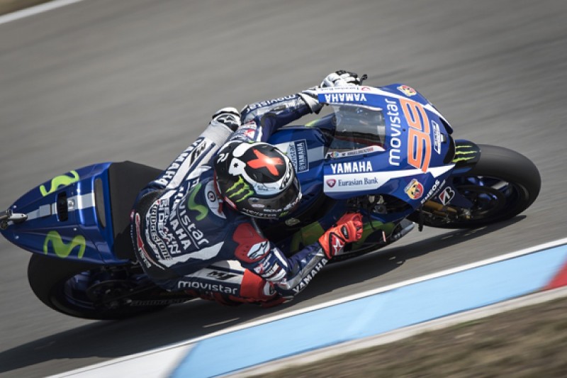 MotoGP Brno: Lorenzo takes pole for Yamaha with new lap record