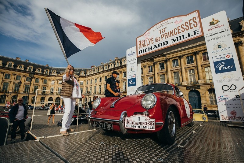 Rallye des Princesses decided by lead change on last of five days