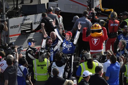 Graham Rahal completes dominant Detroit IndyCar double win