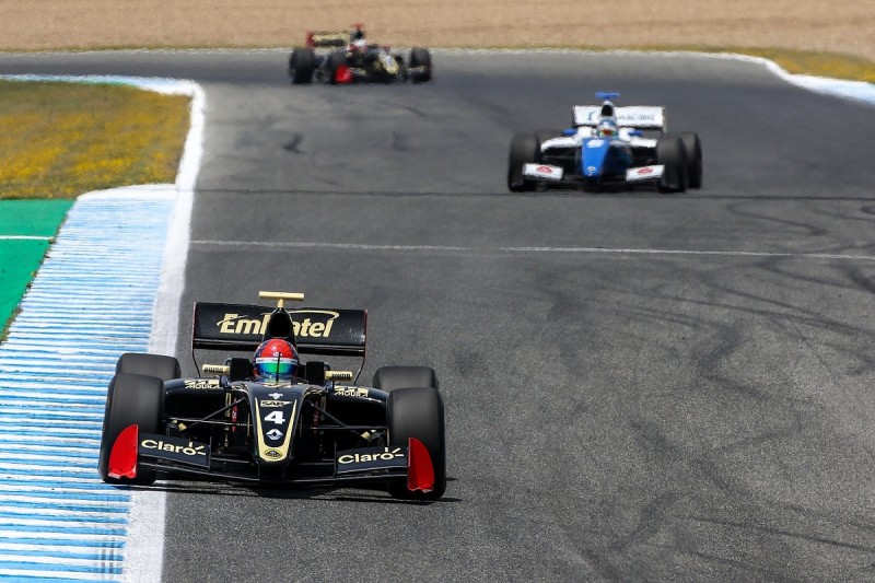 Jerez Formula V8 3.5: Fittipaldi claims third 2017 win in race two