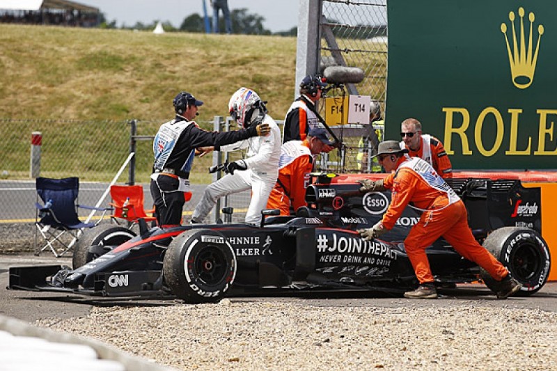 McLaren F1 team frustrated with first lap crashes holding it back