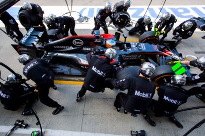 Honda will not hire outside help to boost F1 effort with McLaren