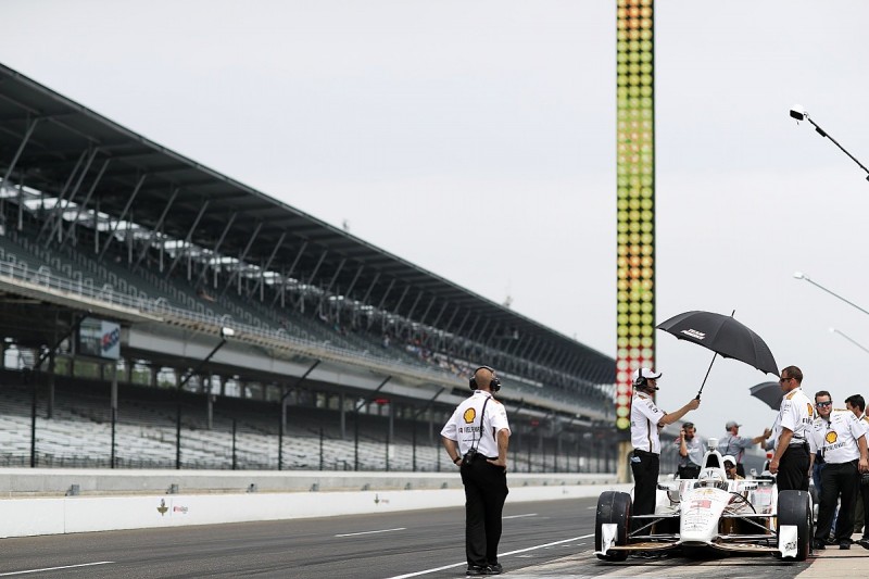 Indianapolis 500 qualifying delayed by bad weather