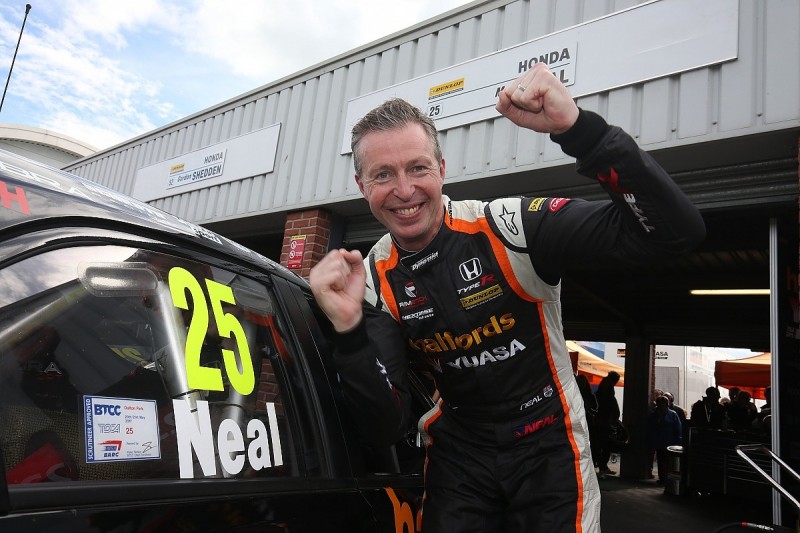 Oulton BTCC: Neal takes qualifying pole for second meeting in a row