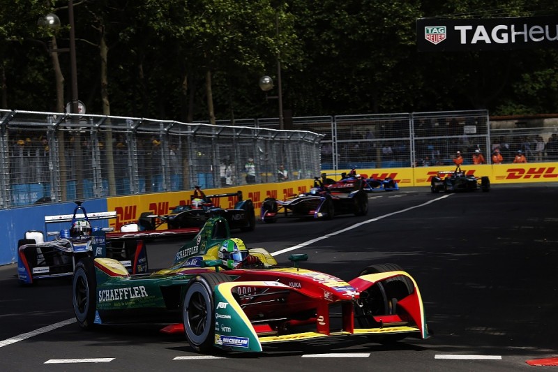 Di Grassi claims da Costa 'didn't know how to race' in Paris ePrix
