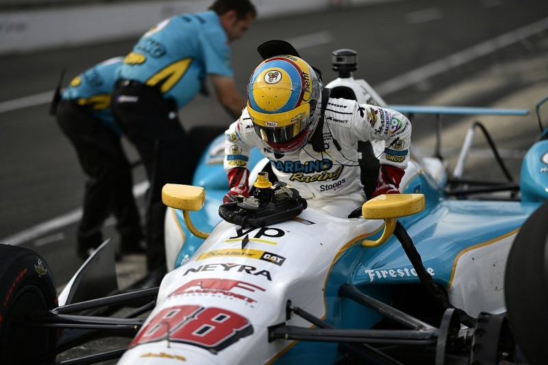 Chaves leads quiet practice session before Indy 500 qualifying