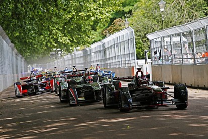 Paris joins Formula E calendar for 2015/16 season