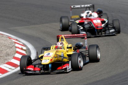European F3 Zandvoort: Antonio Giovinazzi wins in opening race