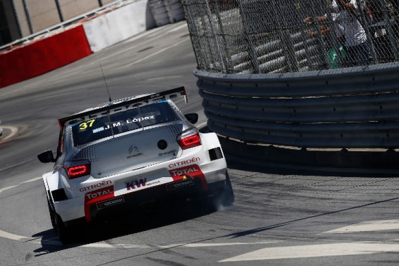 WTCC Vila Real: Jose Maria Lopez and Yvan Muller on top in practice