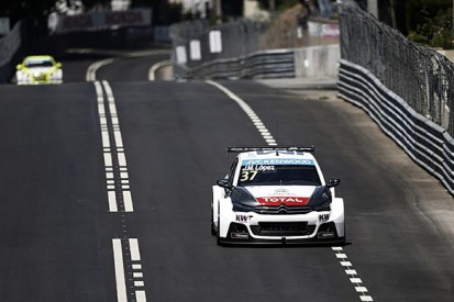 Vila Real WTCC: Jose Maria Lopez leads test session for Citroen