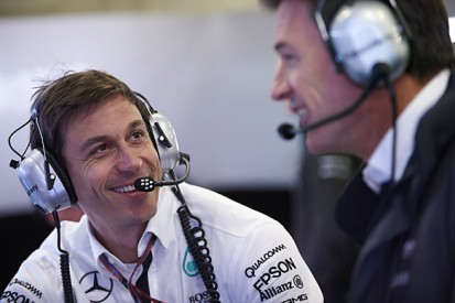 Mercedes could offer Renault and Honda F1 engine lifeline