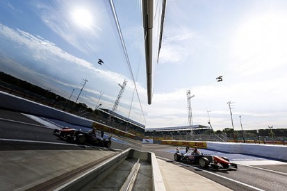 Silverstone GP3: Luca Ghiotto leads practice for Trident