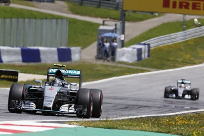 Austrian GP: Nico Rosberg beats Lewis Hamilton to F1 victory