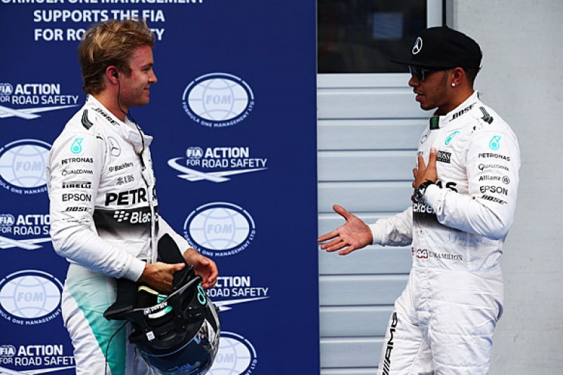Austrian GP: Lewis Hamilton beats Nico Rosberg to pole, both go off