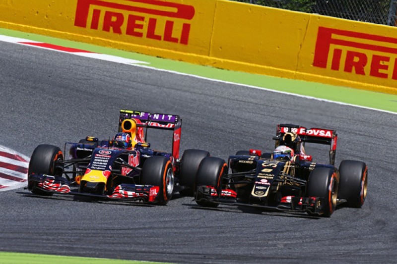 Lotus sees chance to close on Red Bull in next five F1 grands prix