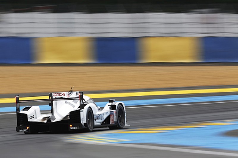 Le Mans 24 Hours: Nico Hulkenberg leads into final hour for Porsche