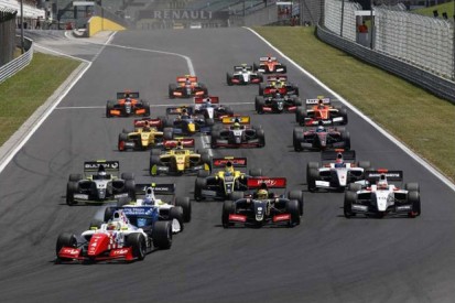 Hungaroring FR3.5: Oliver Rowland defeats Matthieu Vaxiviere