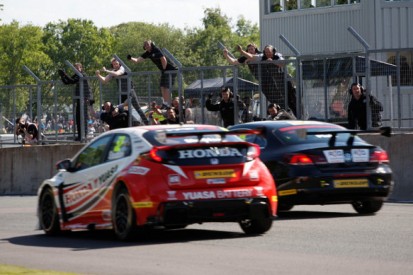 Oulton Park BTCC: Jason Plato pips Gordon Shedden to second win