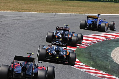 Small F1 teams accuse manufacturers of customer car power grab
