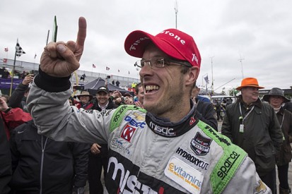 Detroit IndyCar: Sebastien Bourdais wins wild second race for KV