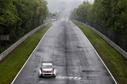 Nurburgring Nordschleife WTCC: Lopez and van Lagen top practice