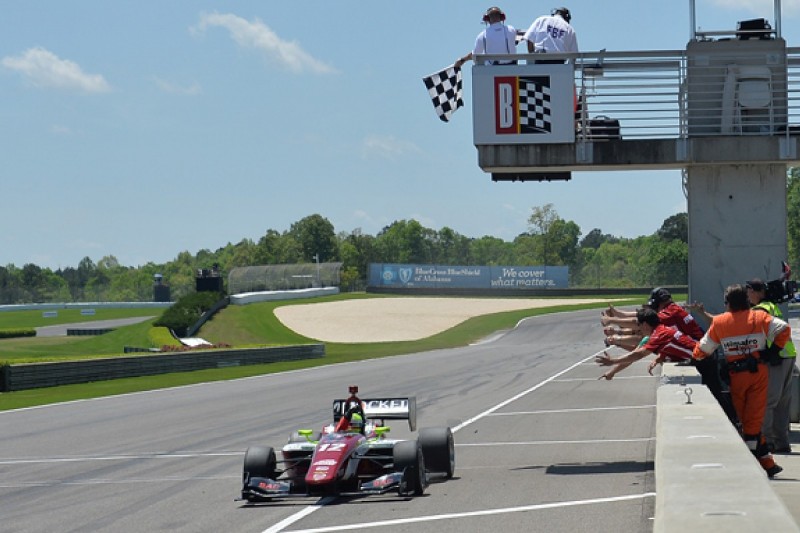 Barber Indy Lights: Pigot beats Harvey to complete double