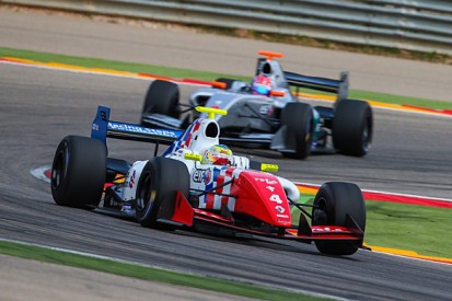 Aragon Formula Renault 3.5: Oliver Rowland leads Fortec one-two