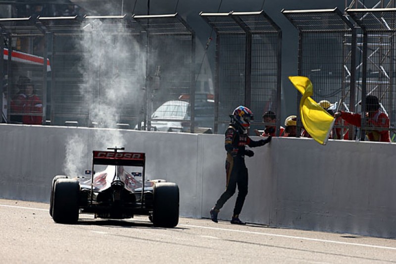 Max Verstappen: Toro Rosso's Renault F1 engine 'bit of a nightmare'