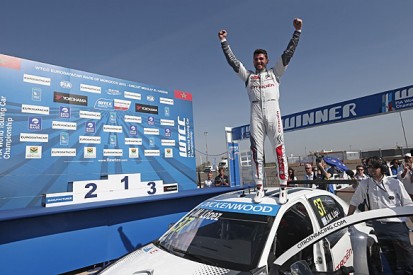 Marrakech WTCC: Jose Maria Lopez leads all-Citroen top five