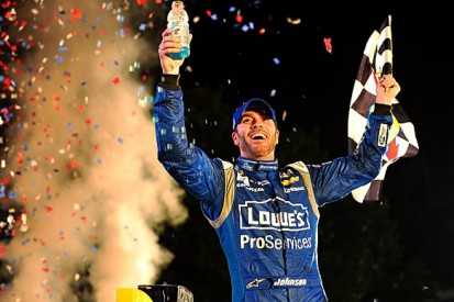 Texas NASCAR: Johnson defeats Harvick and Earnhardt for win