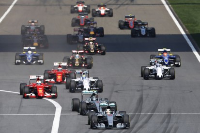 F1 Chinese GP: Hamilton leads Rosberg in comfortable Mercedes 1-2