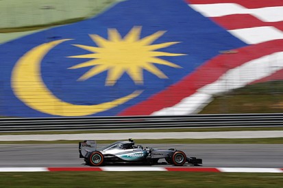 Malaysian GP: Rosberg fastest in practice, problems for Hamilton