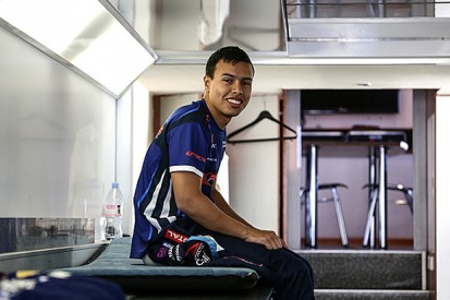 Oscar Tunjo moves from Formula Renault 3.5 to GP3 with Trident