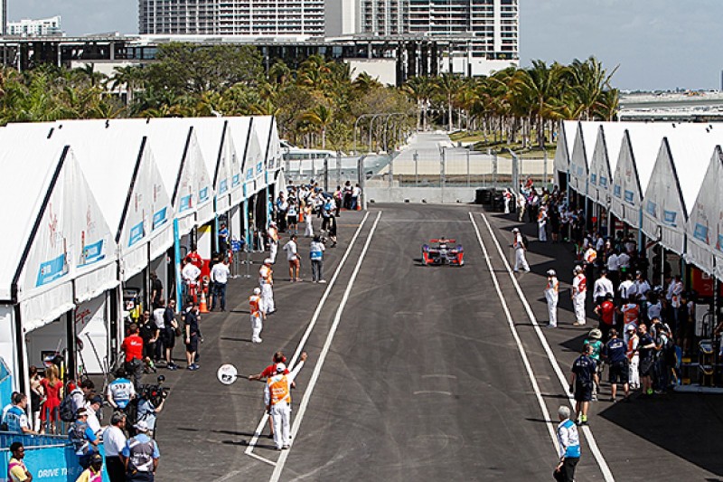 Miami Formula E: Sam Bird leads delayed practice for Virgin