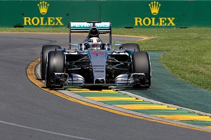 Australian GP: Mercedes' Rosberg and Hamilton still chasing set-up