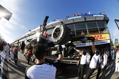 Australian GP: Magnussen takes blame for practice shunt