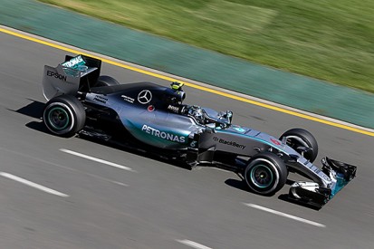 Australian GP: Nico Rosberg on top again for Mercedes in practice