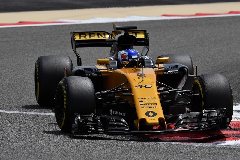 Renault F1 team believes new front wing will help fix race pace