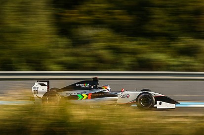 Jerez Formula Renault 3.5 test: Tio Ellinas fastest for Strakka