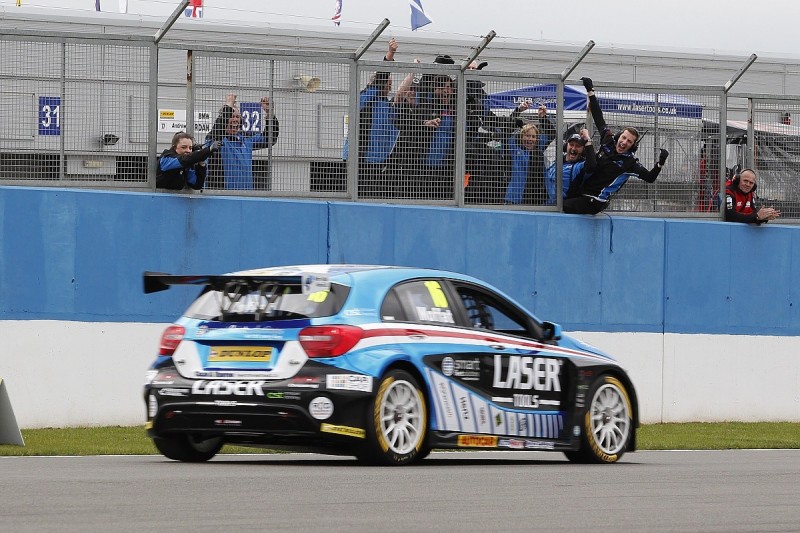 BTCC Donington Park: Moffat takes first BTCC win in Sunday's opener