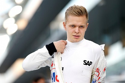 Kevin Magnussen replaces Fernando Alonso at McLaren for F1 test