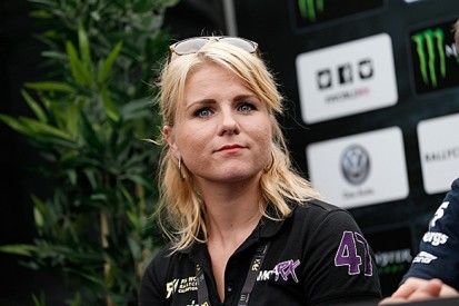 Ramona Karlsson switches to VW Scirocco for 2015 rallycross season