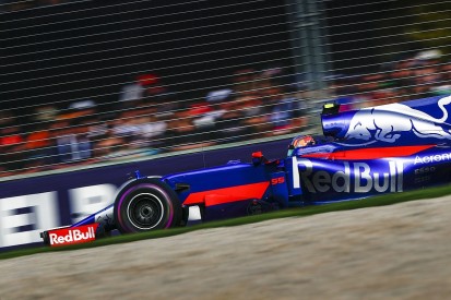 Carlos Sainz Jr wants Toro Rosso to address its F1 car's handling
